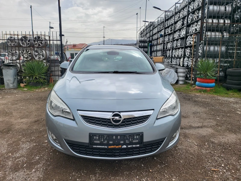 Opel Astra 1.6i Автомат, ГАЗ, снимка 4 - Автомобили и джипове - 52737397