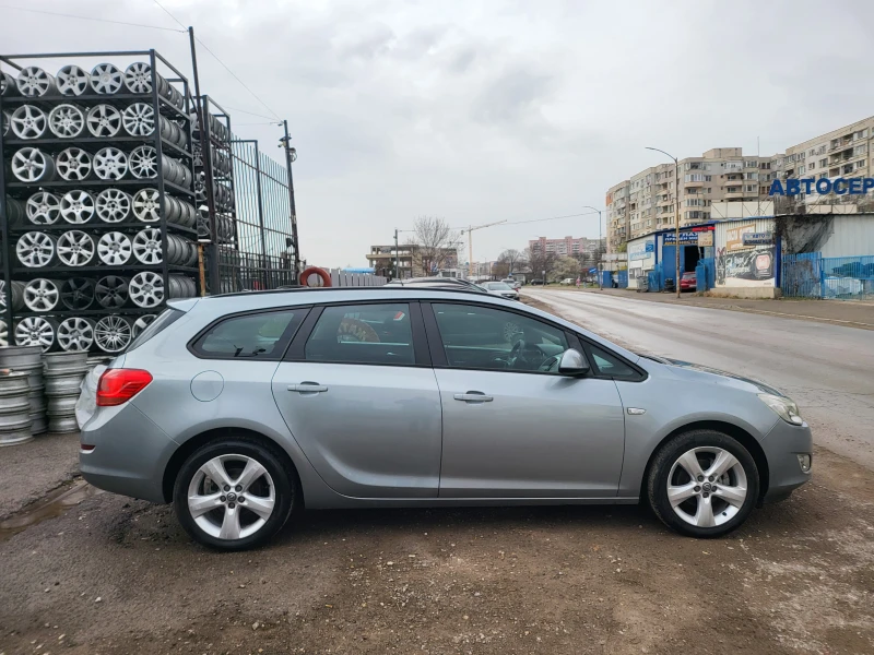 Opel Astra 1.6i Автомат, ГАЗ, снимка 7 - Автомобили и джипове - 52737397