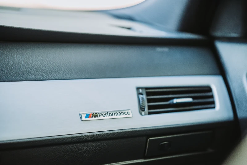 BMW 525  E 60 FACELIFT, снимка 11 - Автомобили и джипове - 52275029