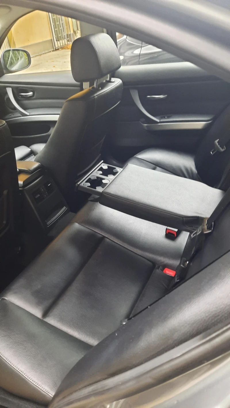 BMW 320 I, снимка 14 - Автомобили и джипове - 52360417