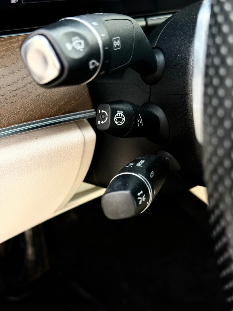 Mercedes-Benz E 300 4M* AMG* Wide* Burm* Distr* 360* HUD* Пано* Подгре, снимка 12 - Автомобили и джипове - 53597561