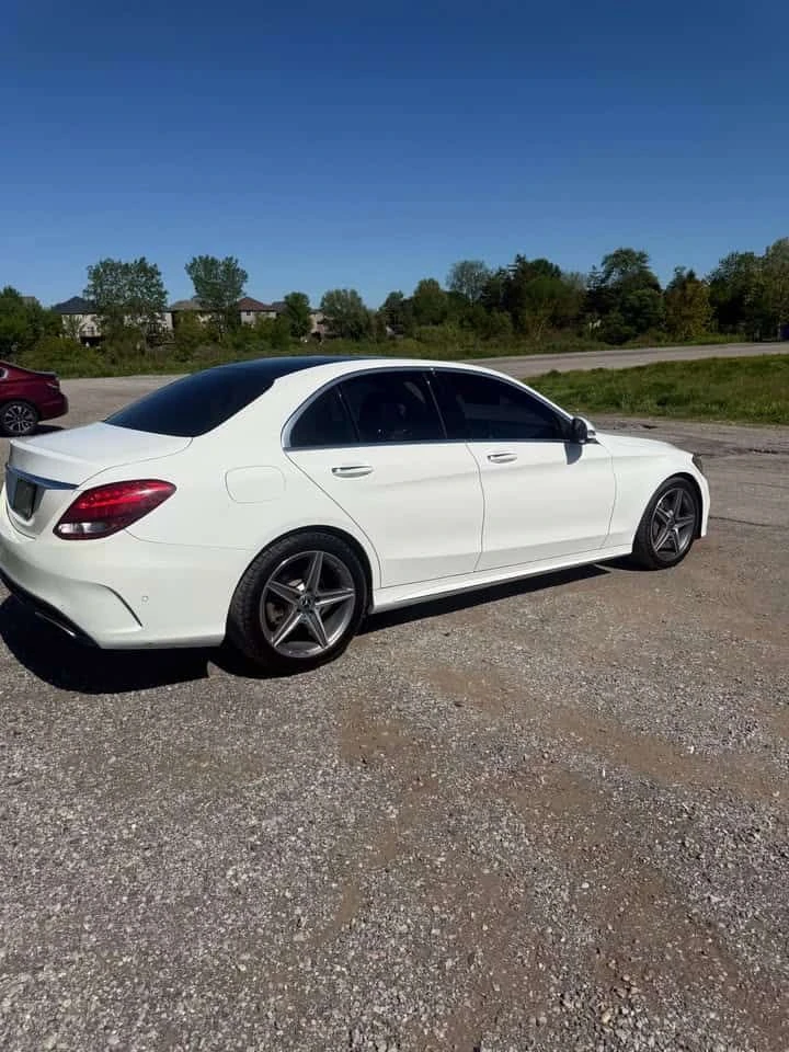 Mercedes-Benz C 300 * CARFAX * ПАНО * KEYLESS * ПОДГРЕВИ, снимка 3 - Автомобили и джипове - 54813784