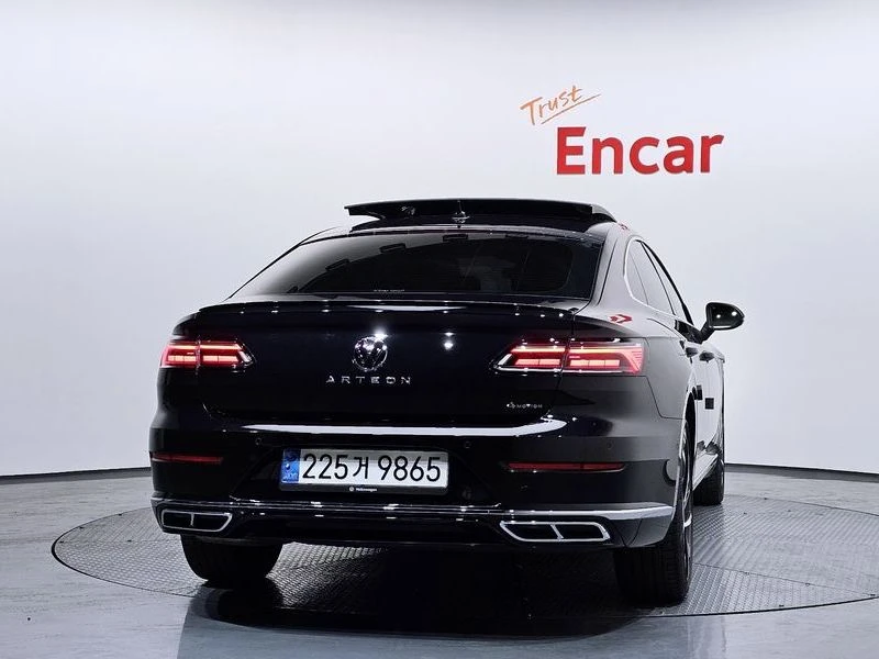 VW Arteon 2.0 TDI R-LIINE 4Motion| 148к.с.| ВКЛ.ТЕХНОТЕСТ, снимка 4 - Автомобили и джипове - 55650144