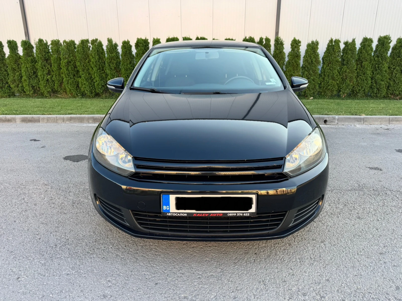 VW Golf 2.0TDI Регистриран/Обслужен!!! - изображение 2
