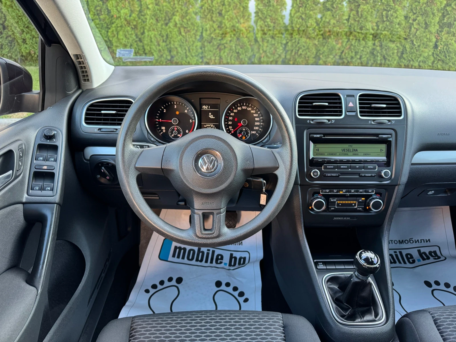 VW Golf 2.0TDI Регистриран/Обслужен!!! - изображение 9