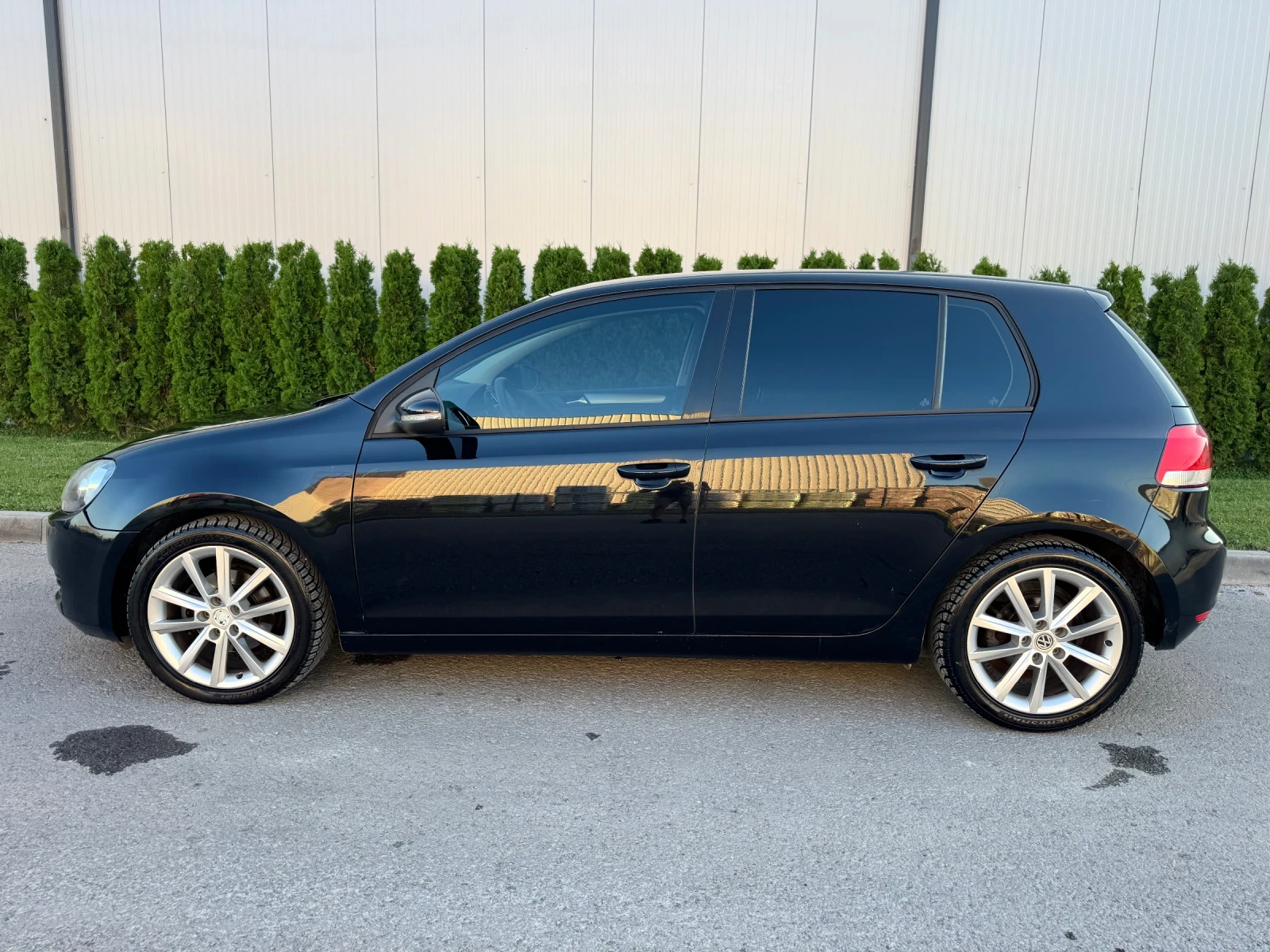 VW Golf 2.0TDI Регистриран/Обслужен!!! - изображение 4