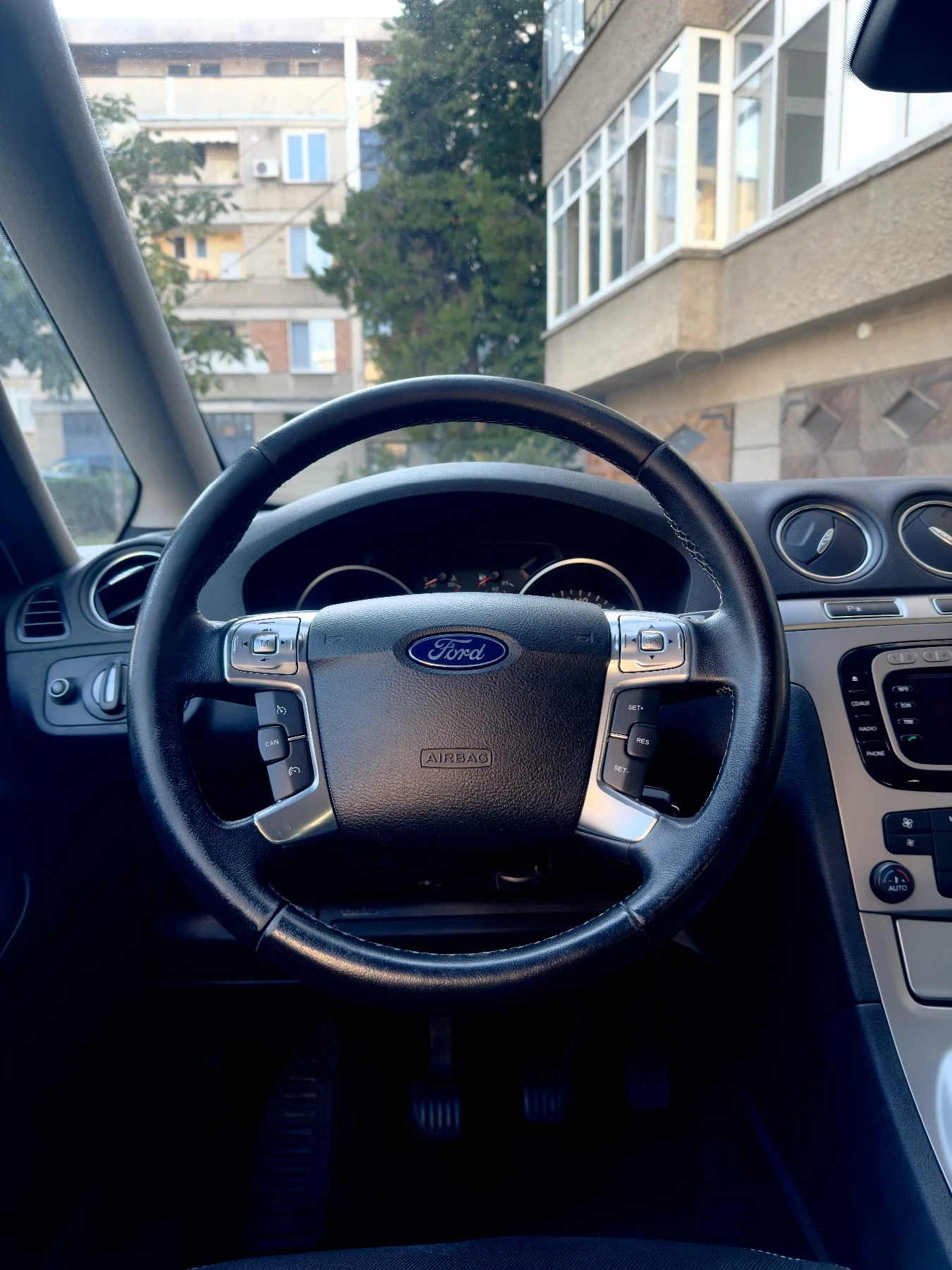 Ford Galaxy GALAXY TREND 2.0 D - изображение 7