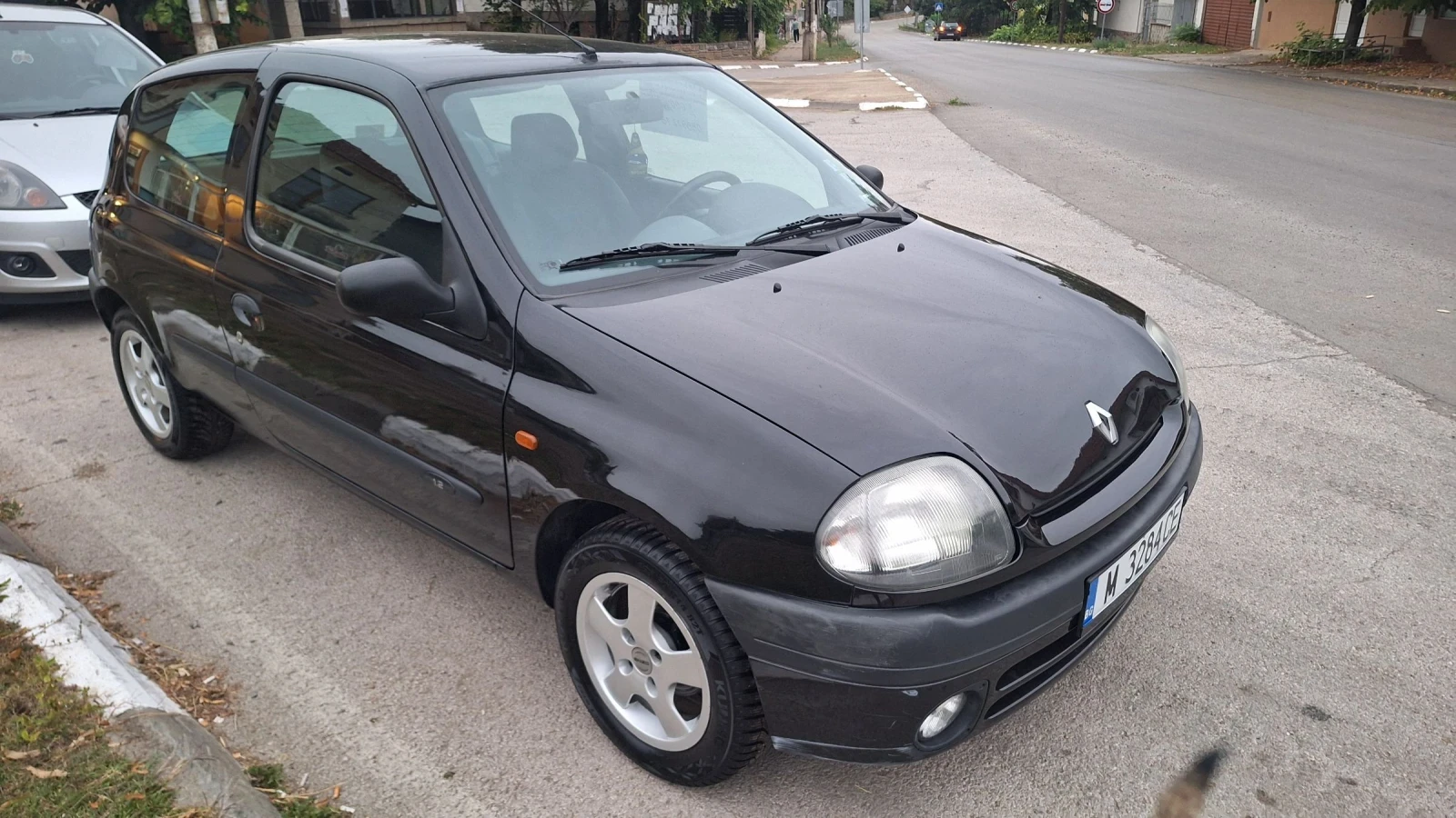 Renault Clio 1.2 газ  - изображение 2