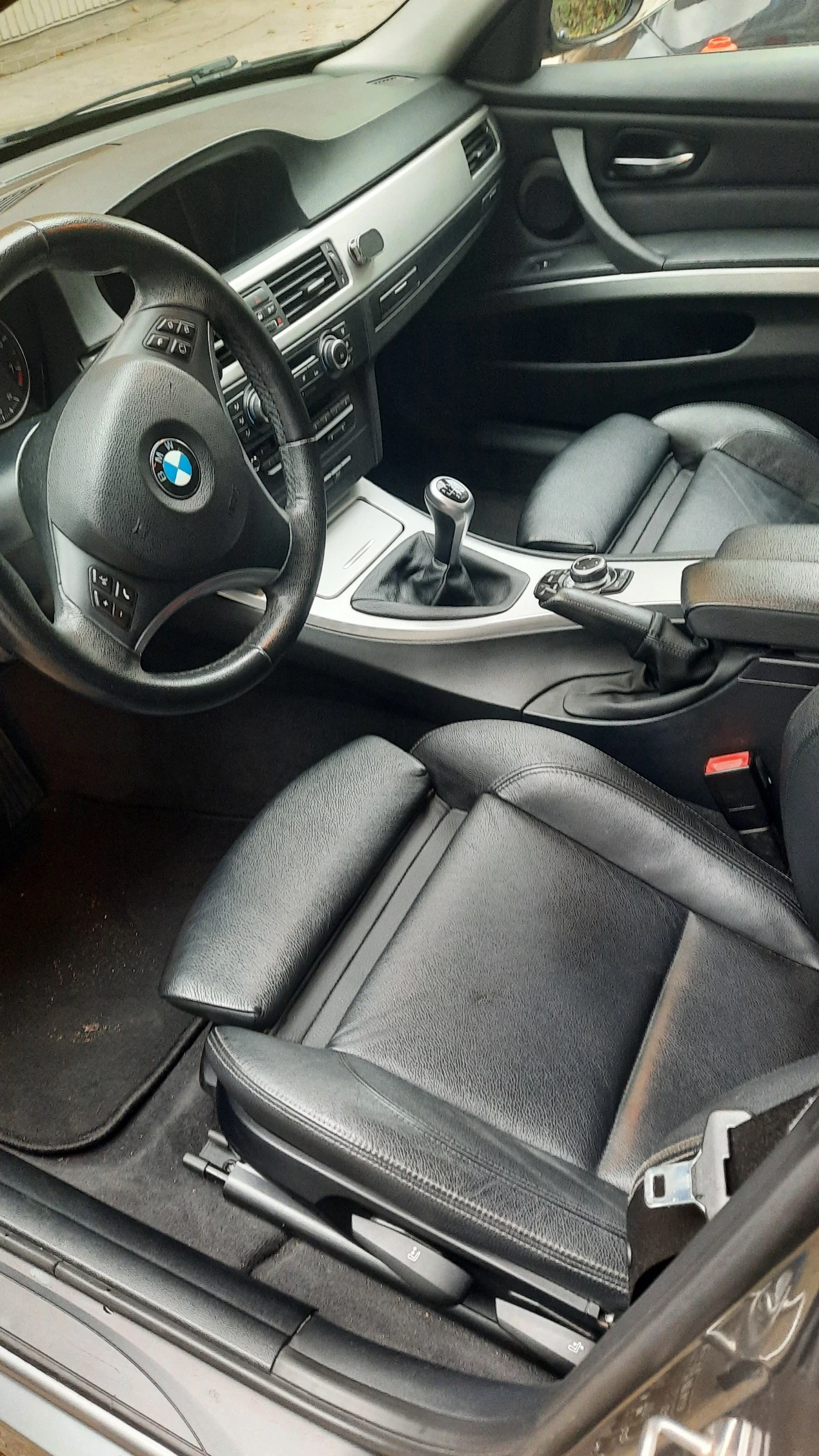 BMW 320 I - изображение 10