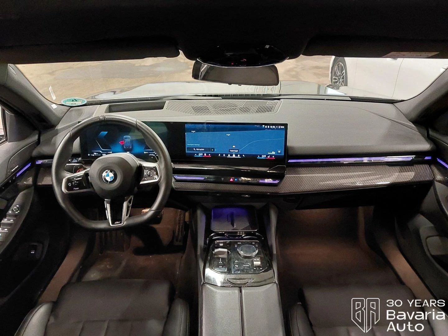 BMW 520 i M Sport Paket Steptronic - изображение 6