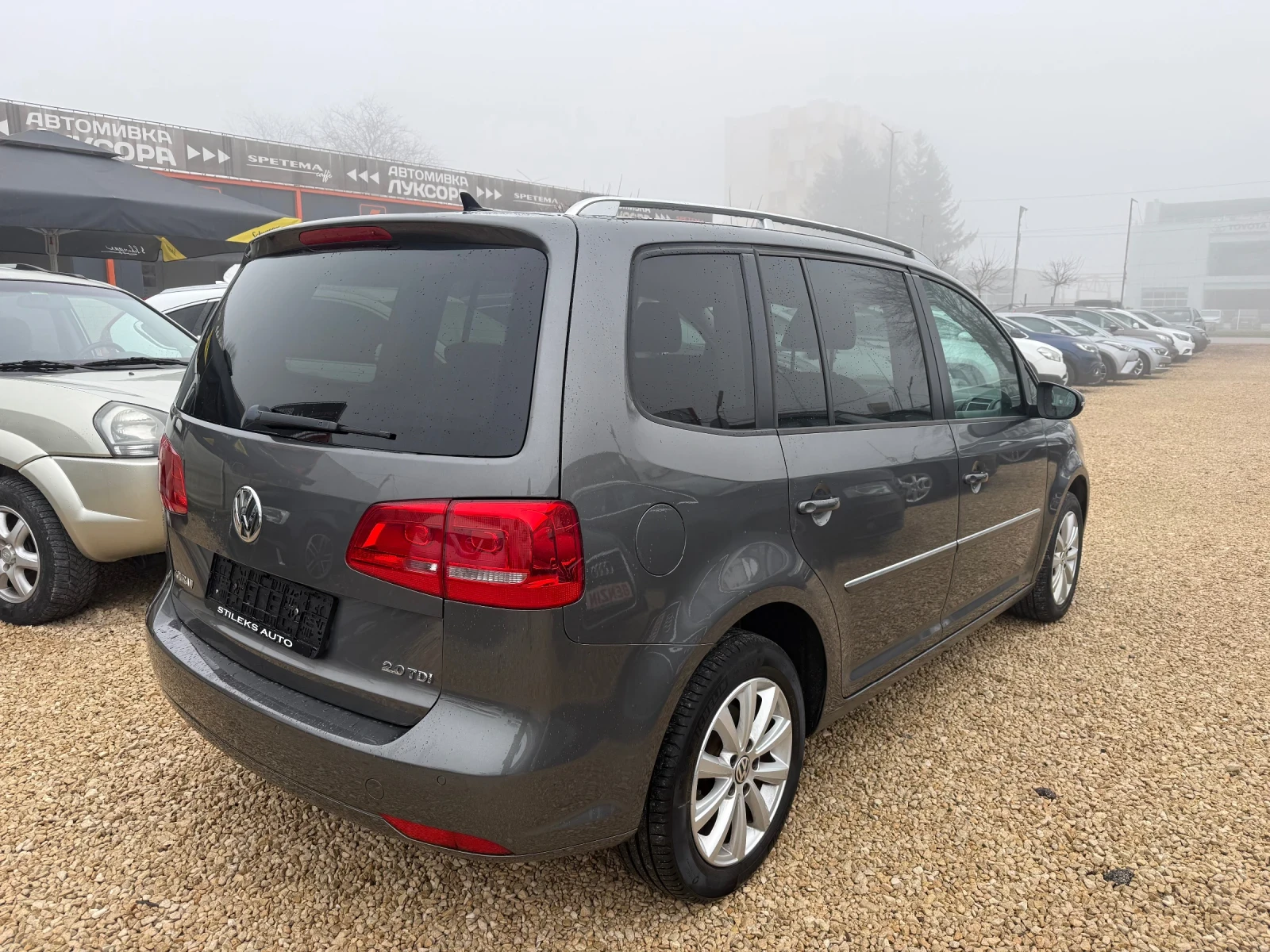 VW Touran 2.0 -  | Mobile.bg   6