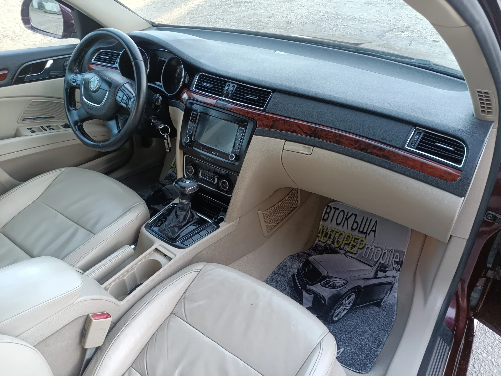 Skoda Superb 2.0 avtomat navi кожа, снимка 14 - Автомобили и джипове - 53801451