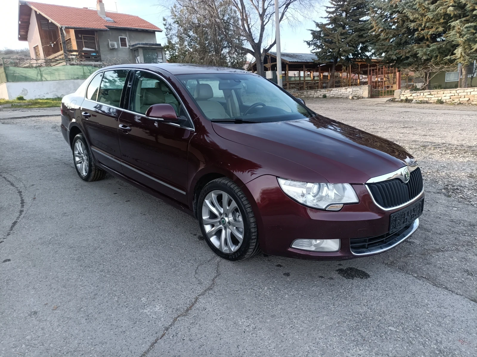 Skoda Superb 2.0 avtomat navi кожа, снимка 3 - Автомобили и джипове - 53801451