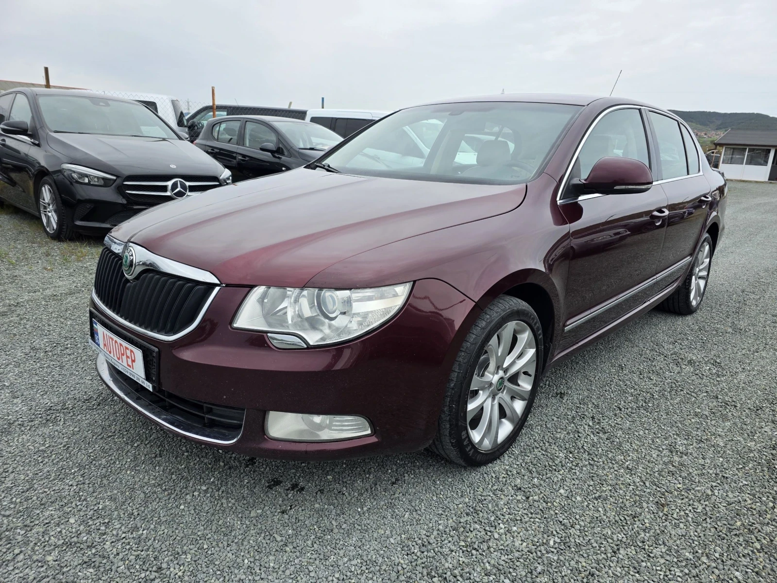 Skoda Superb 2.0 avtomat navi кожа