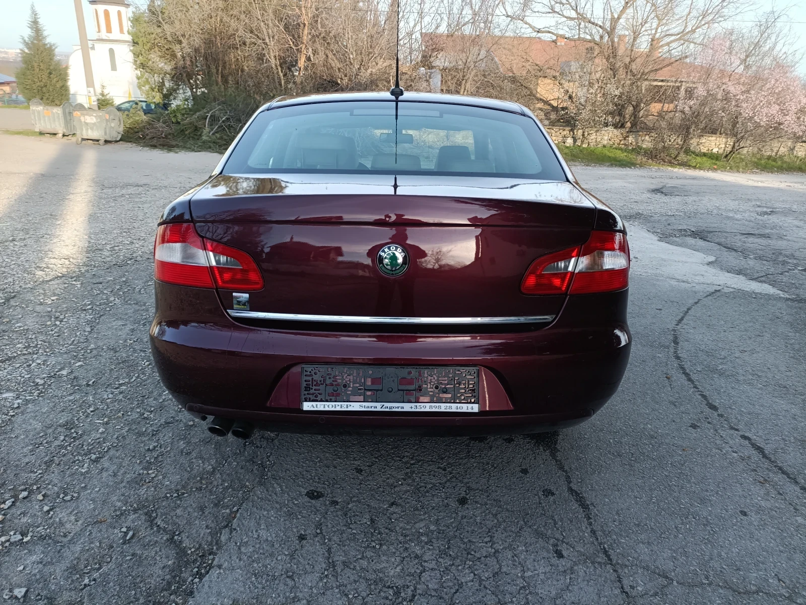 Skoda Superb 2.0 avtomat navi кожа, снимка 6 - Автомобили и джипове - 53801451