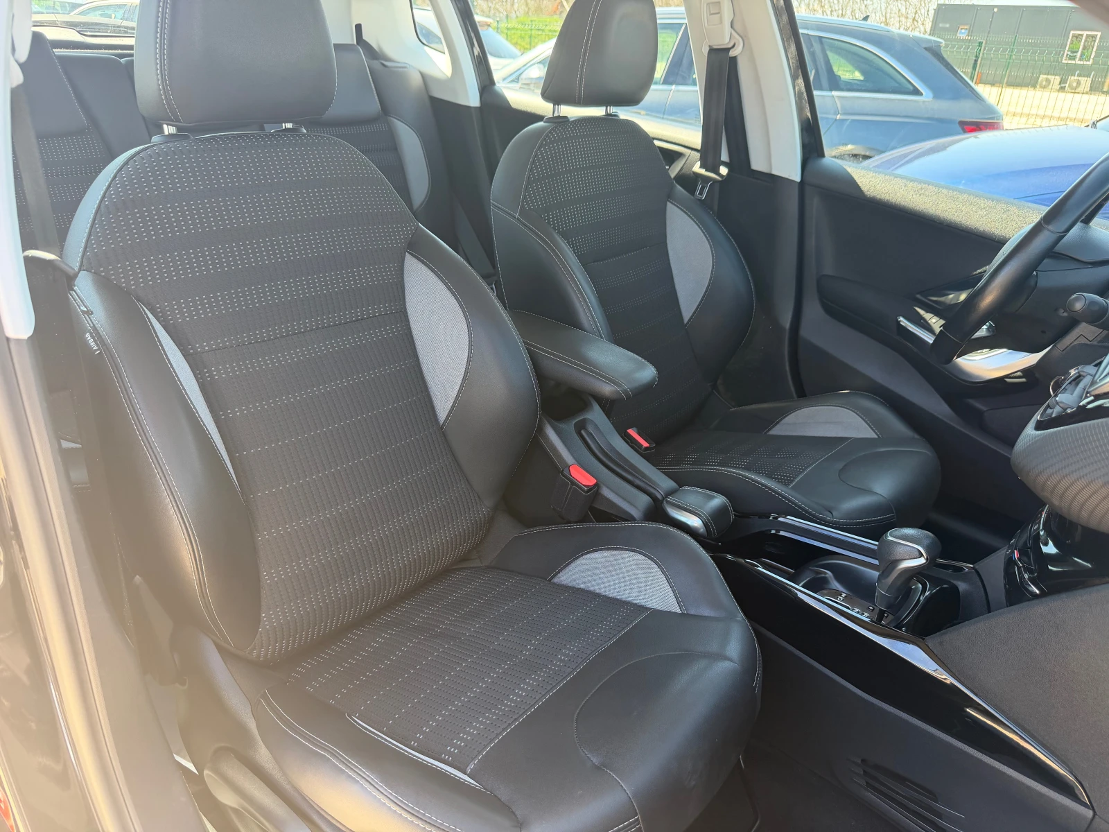 Peugeot 2008  FACELIFT PureTech 110 EAT6 SeS GT Line AVTOMAT | Mobile.bg � ����������� 10