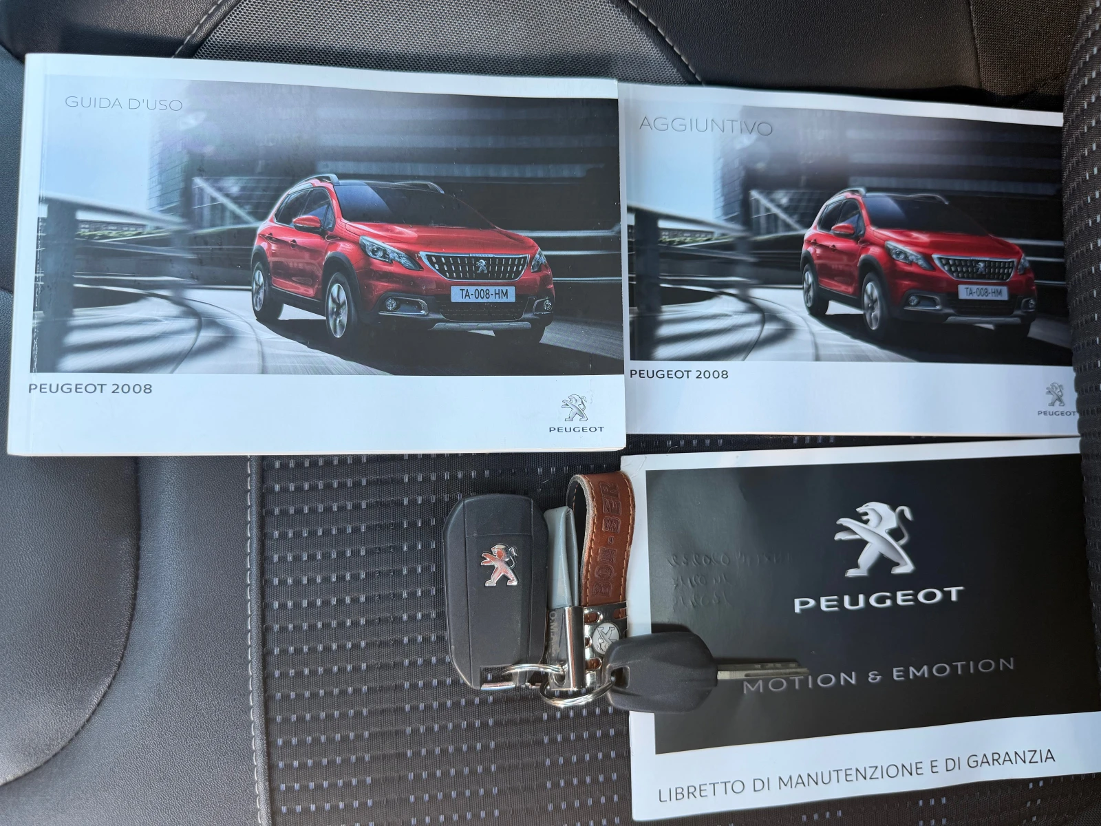 Peugeot 2008  FACELIFT PureTech 110 EAT6 SeS GT Line AVTOMAT | Mobile.bg � ����������� 17