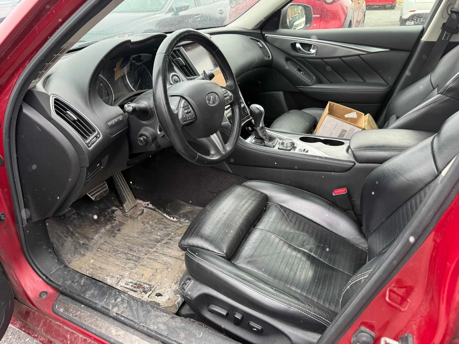 Infiniti Q50 С регистрация + обслужване, снимка 7 - Автомобили и джипове - 54139417