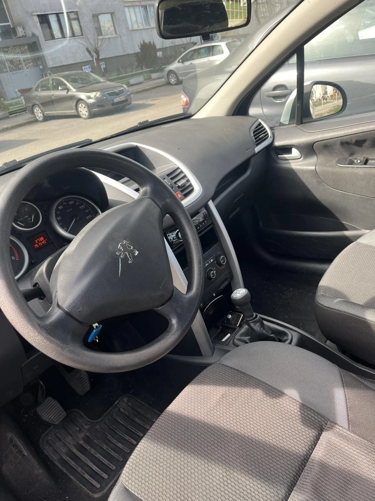 Peugeot 207, снимка 6 - Автомобили и джипове - 54220861