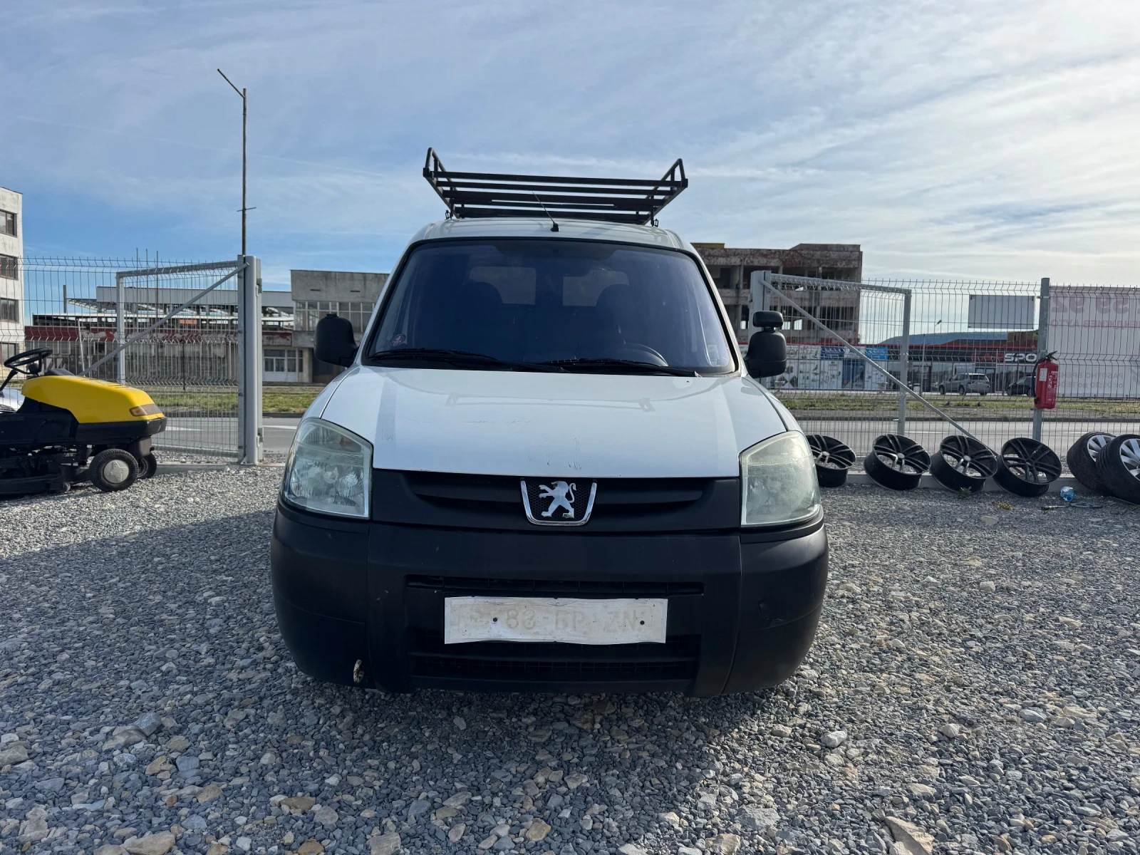 Peugeot Partner 2.0 HDI КЛИМАТИК, снимка 2 - Автомобили и джипове - 54631053