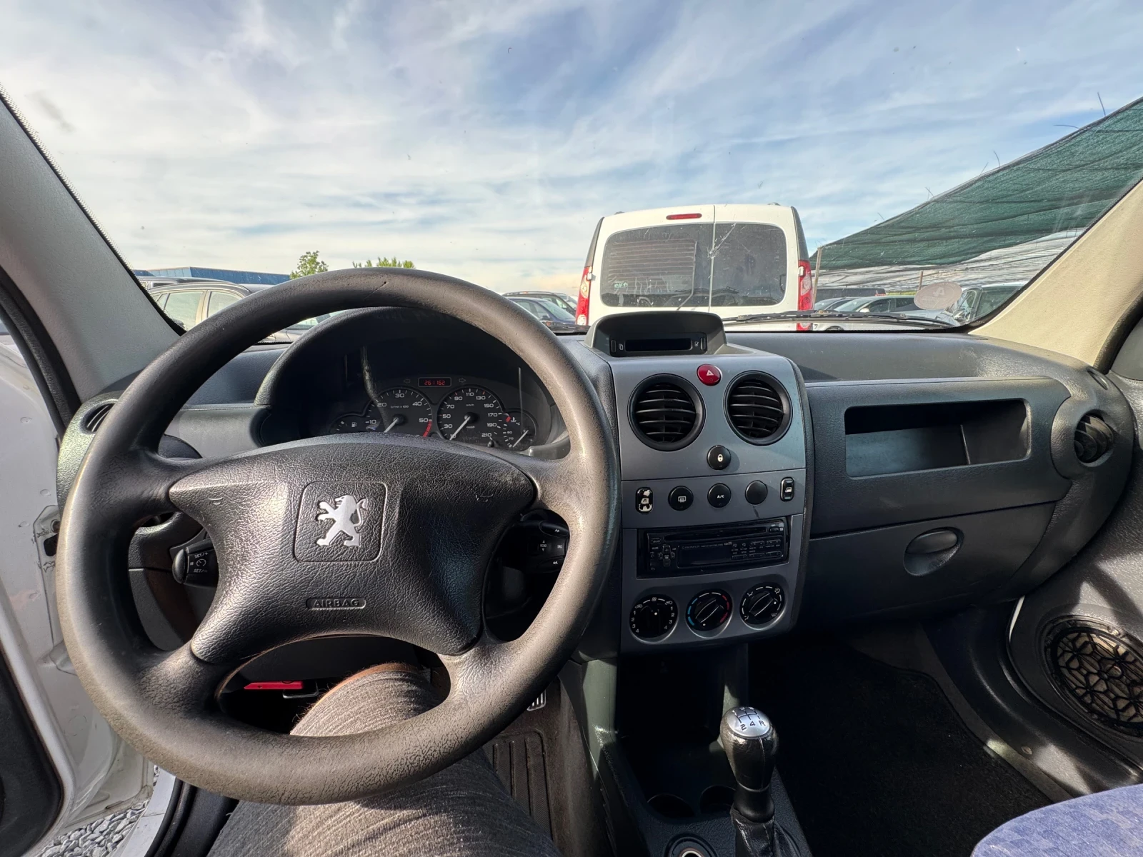 Peugeot Partner 2.0 HDI КЛИМАТИК, снимка 10 - Автомобили и джипове - 54631053