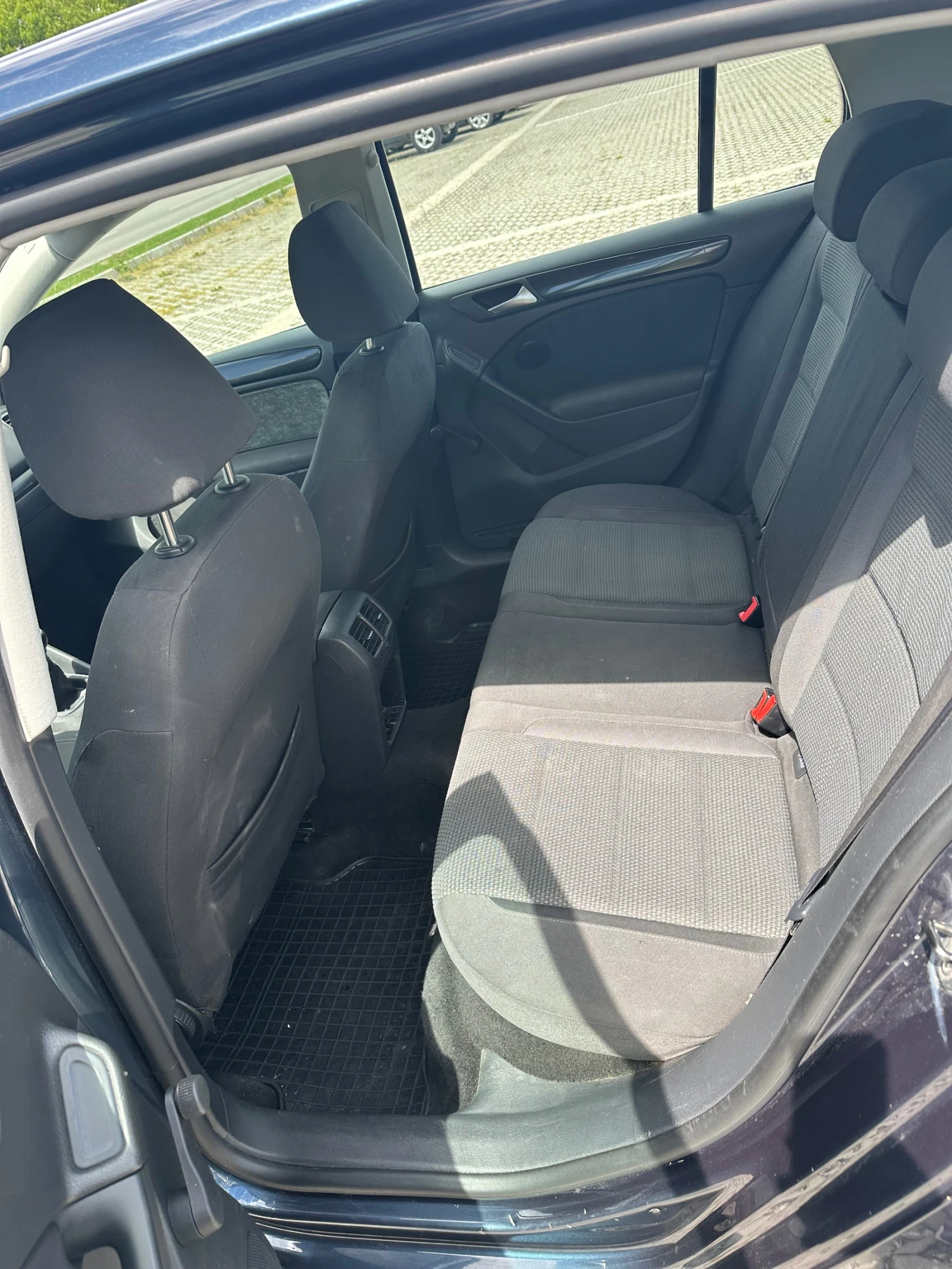 VW Golf Течна LPG, снимка 7 - Автомобили и джипове - 54654022
