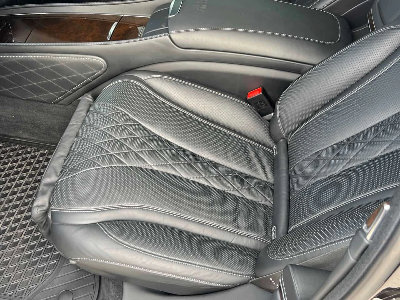Mercedes-Benz S 600 MAYBACH 600 * 360* МАСАЖ* BURMESTER* CARFAX * , снимка 9 - Автомобили и джипове - 54699683
