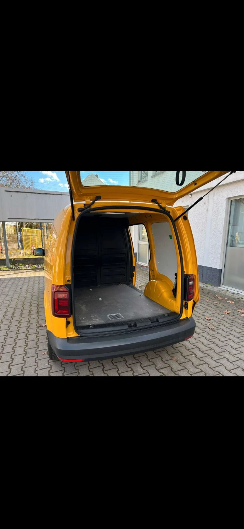 VW Caddy 2.0TDI BMT FULL LED, снимка 11 - Автомобили и джипове - 54905168