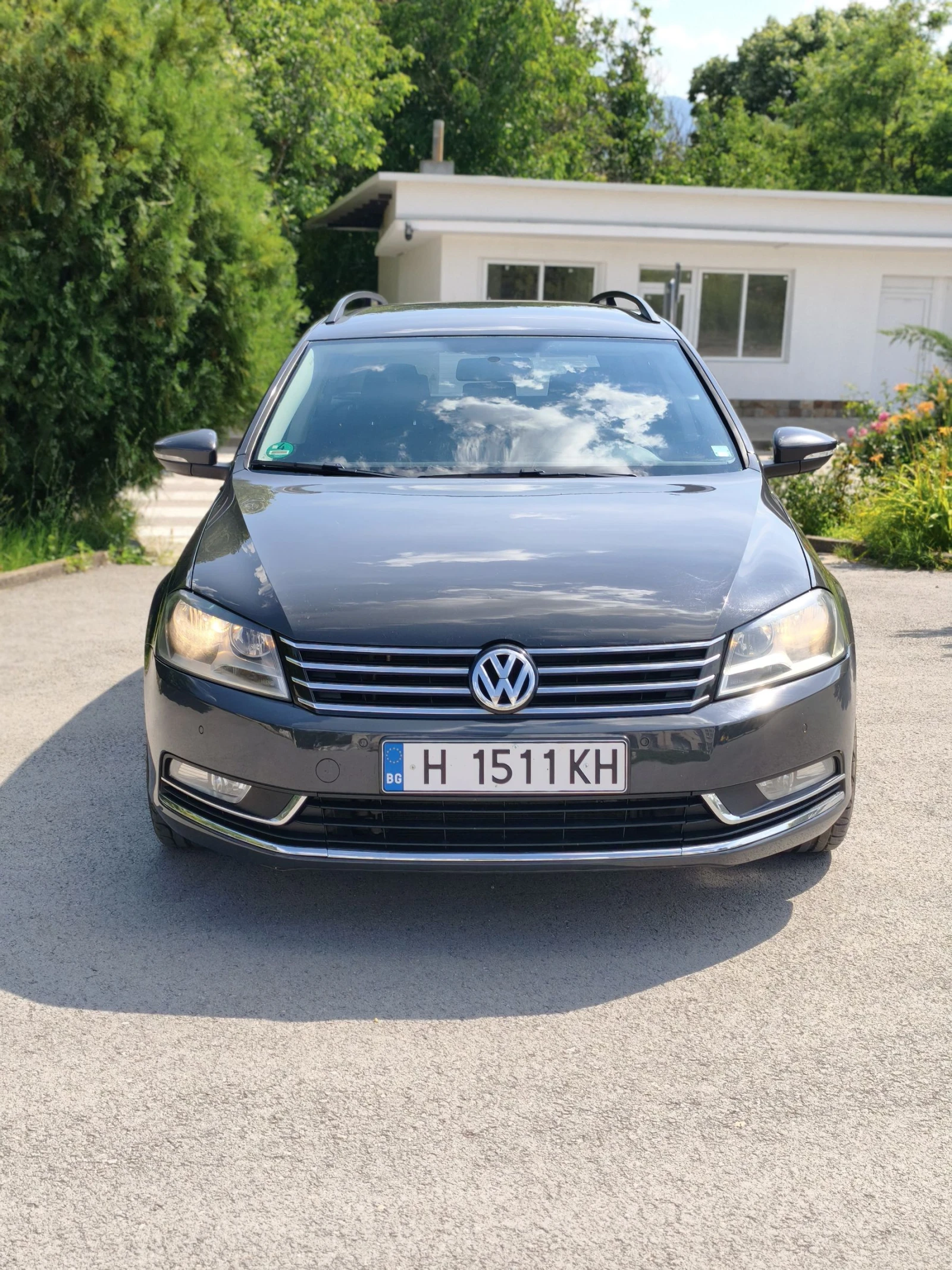 VW Passat 1.6 TDI , снимка 4 - Автомобили и джипове - 54989704