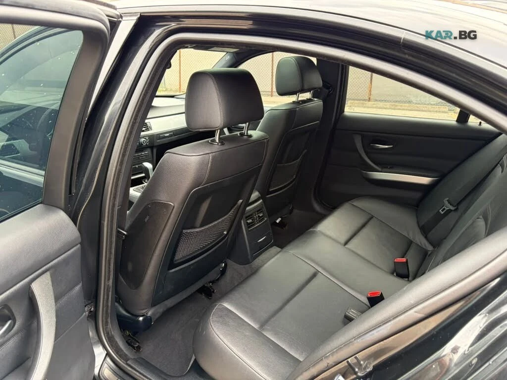 BMW 335 * 335i* АвтоКредит * (ЦЕНА ДО БГ), снимка 11 - Автомобили и джипове - 55063204