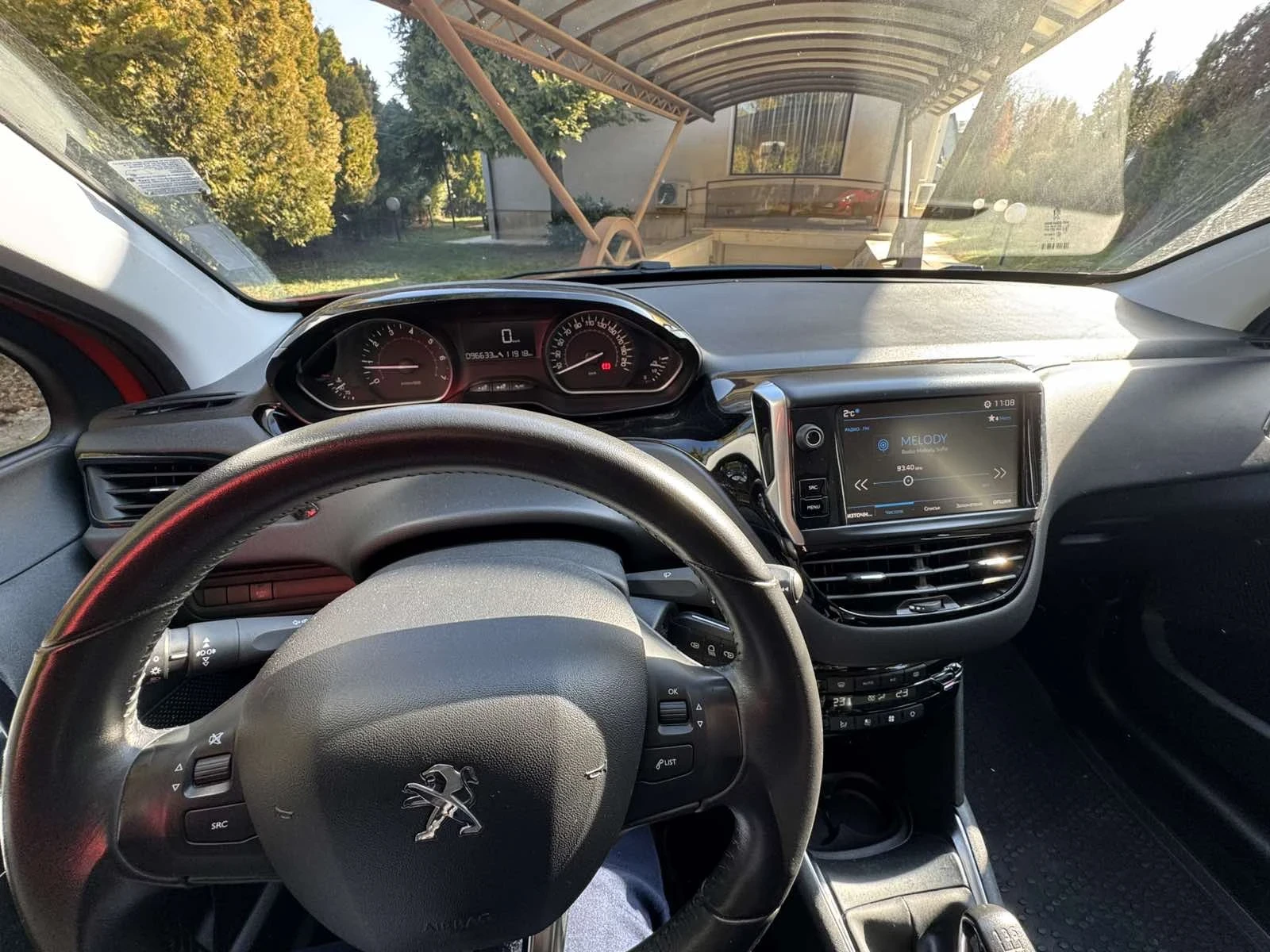Peugeot 208, снимка 11 - Автомобили и джипове - 55475958