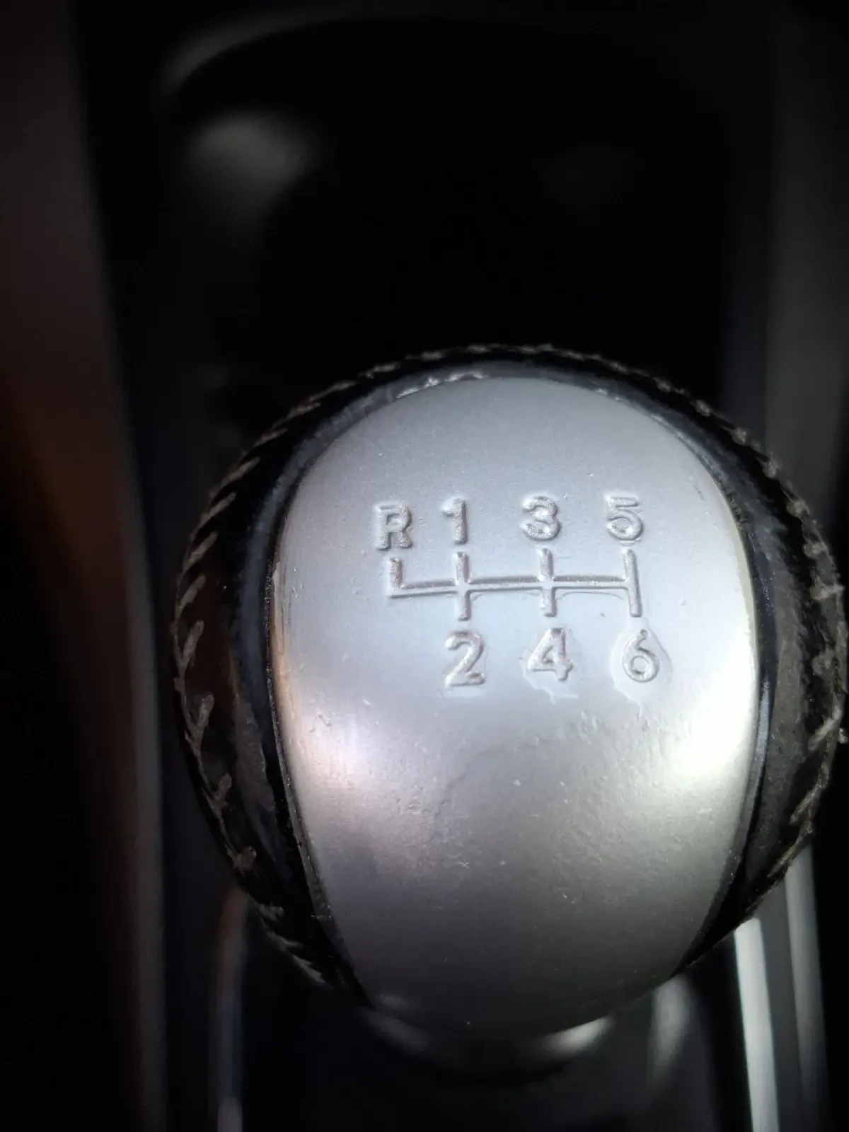 Toyota Yaris 1.3i * 99кс * Face * Navi, снимка 10 - Автомобили и джипове - 55538959