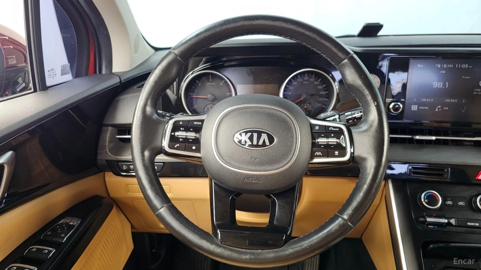 Kia Carnival * ПАНО* KEYLESS* Camera* ПОДГРЕВ* , снимка 13 - Автомобили и джипове - 55623611