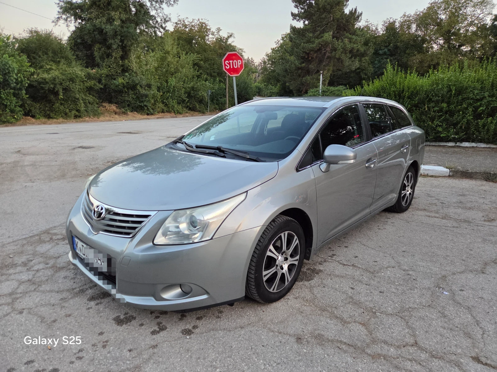 Toyota Avensis, снимка 4 - Автомобили и джипове - 55831667