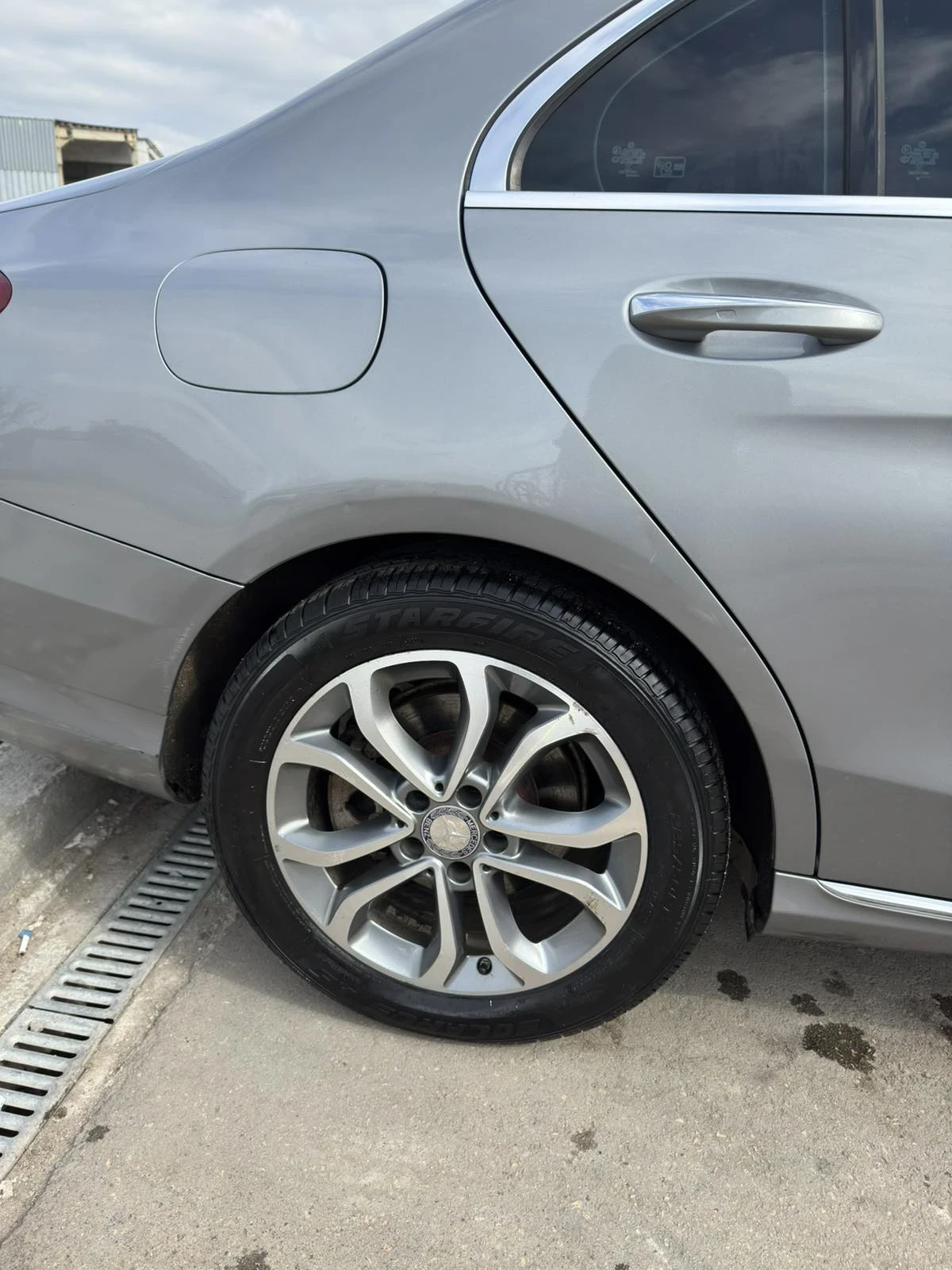 Mercedes-Benz C 300, снимка 11 - Автомобили и джипове - 55842184