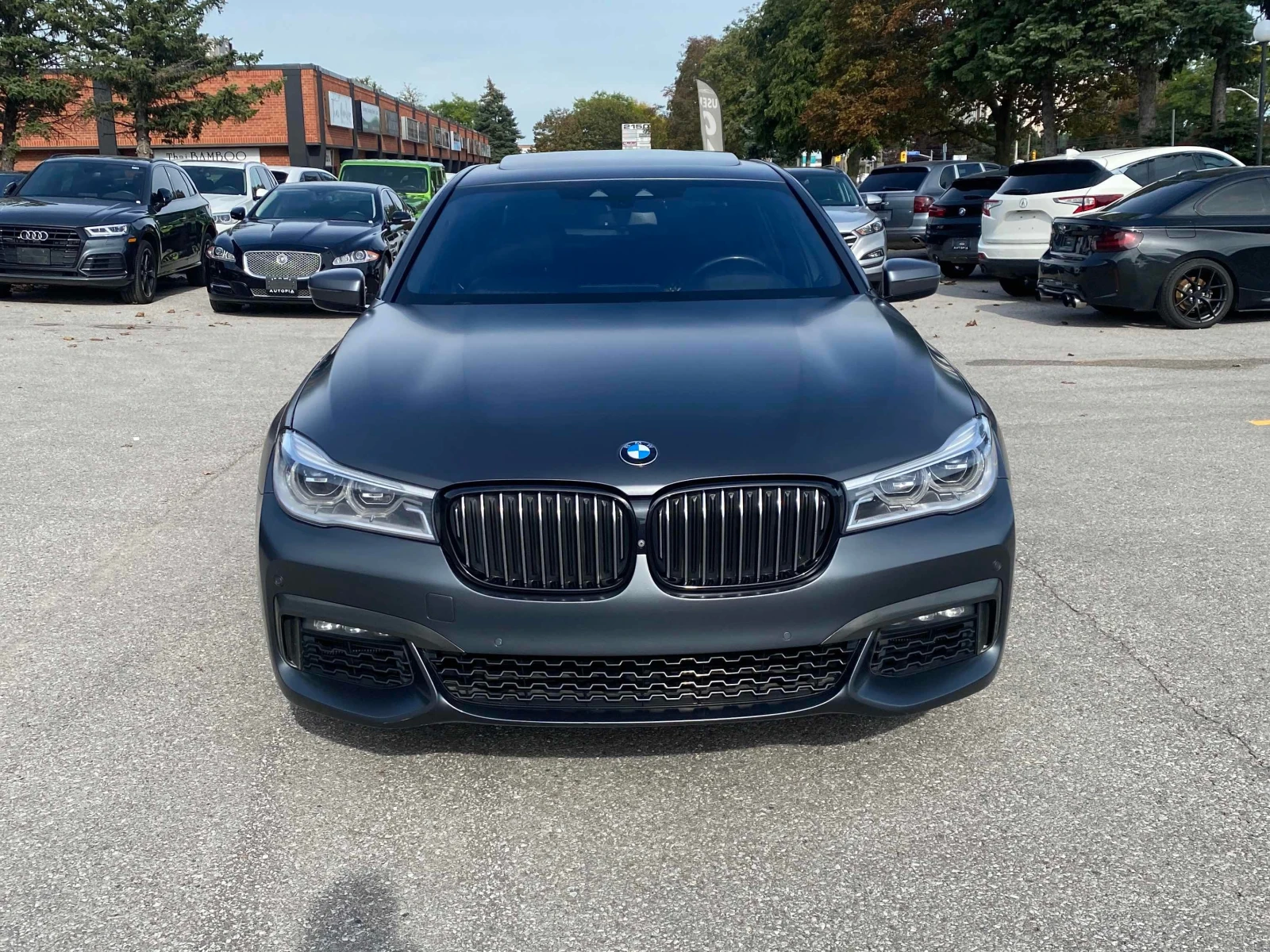 BMW 750 * 750i xDrive * CARFAX * ОПЦИЯ ЗА ФИНАНСИРАНЕ , снимка 6 - Автомобили и джипове - 56008139