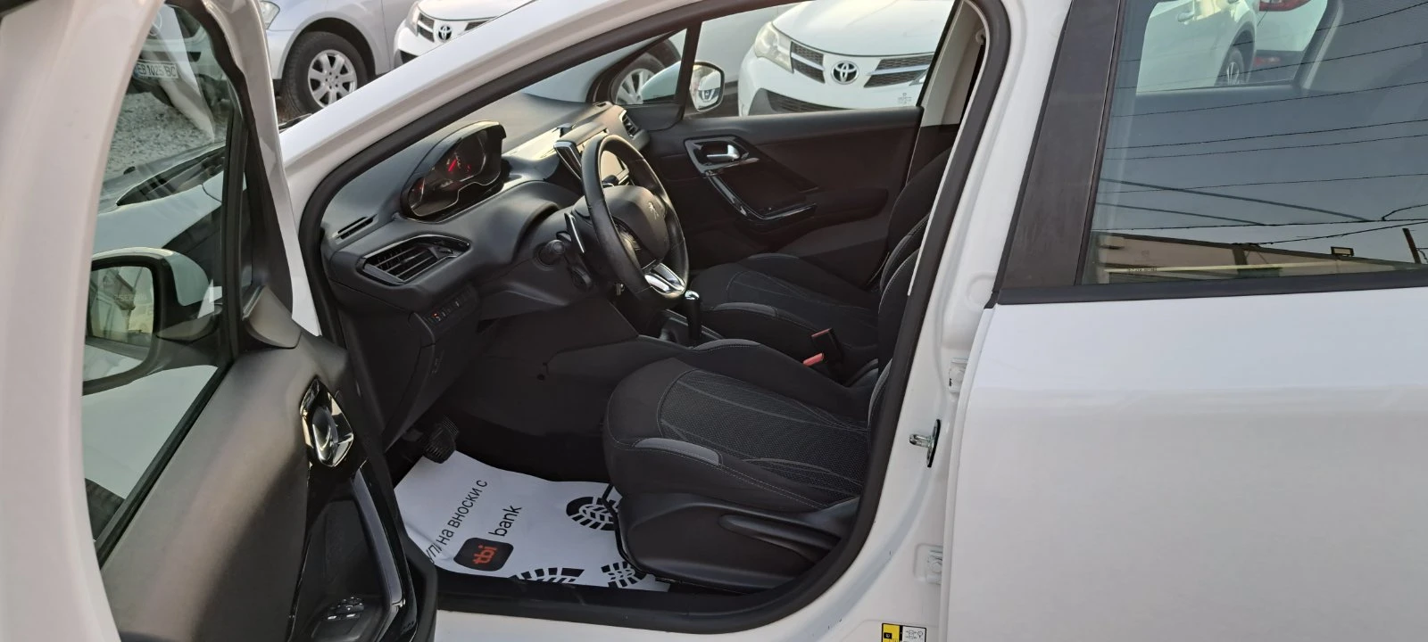 Peugeot 208 1.4 HDI Avtomat Klima Navi Tempomat | Mobile.bg � ����������� 9
