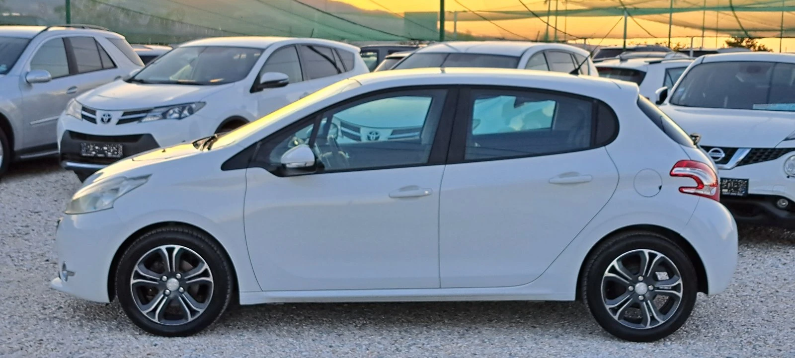 Peugeot 208 1.4 HDI Avtomat Klima Navi Tempomat | Mobile.bg � ����������� 4