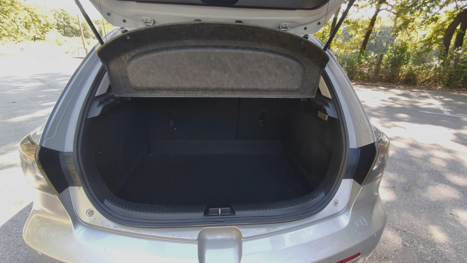 Mazda 3, снимка 11 - Автомобили и джипове - 56248869