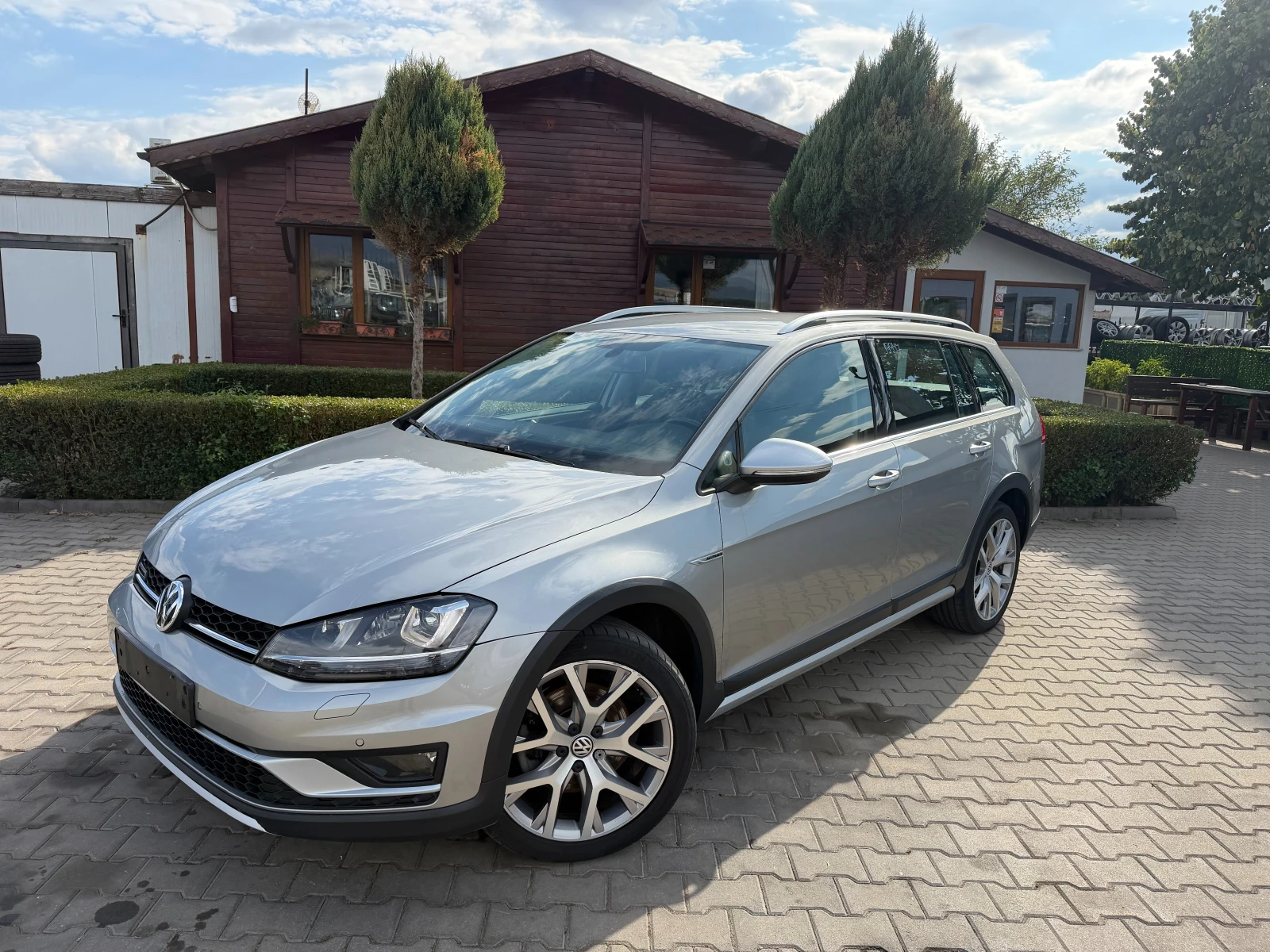 VW Alltrack GOLF 2.0TDI 4MOTION AVTOMAT/NAVI EURO 6