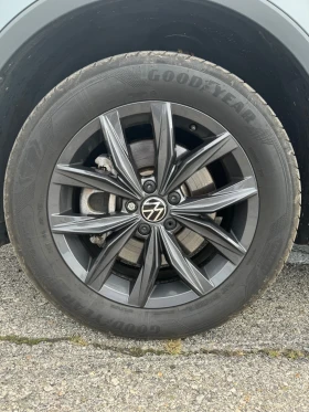 VW Tiguan Allspace SE 2.0 TFSI | Digital Cockpit | DSG | Подгрев | , снимка 15