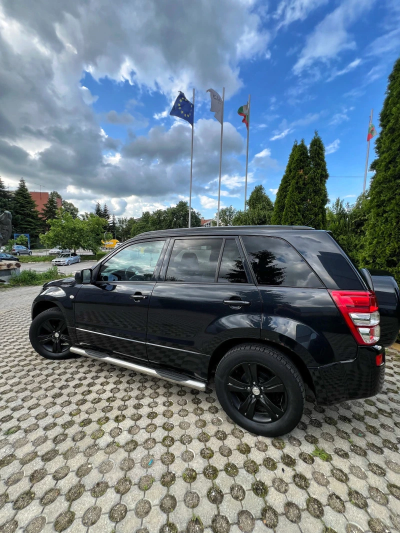 Suzuki Grand vitara 2.0 Бензин/Газ, снимка 9 - Автомобили и джипове - 47284799