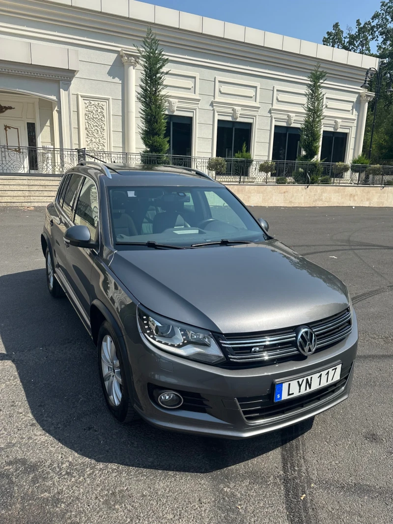 VW Tiguan 2.0 TDI R-LINE 4 MOTION 184ps, снимка 1 - Автомобили и джипове - 47141565