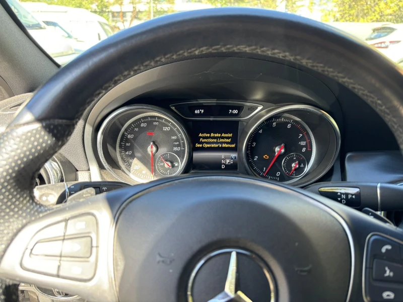 Mercedes-Benz GLA 250 4 MATIC 7G, снимка 11 - Автомобили и джипове - 47438891