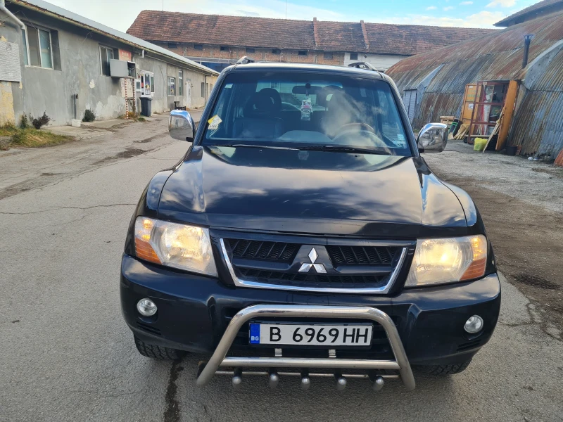 Mitsubishi Pajero, снимка 1 - Автомобили и джипове - 48772148