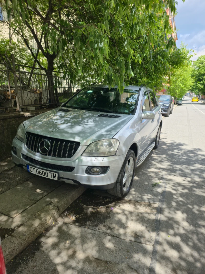 Mercedes-Benz ML 320 SPORT, снимка 6 - Автомобили и джипове - 51991704