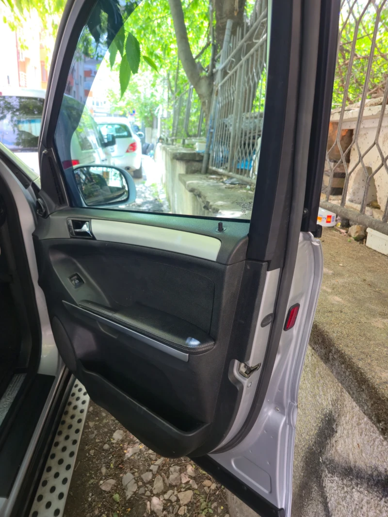 Mercedes-Benz ML 320 SPORT, снимка 8 - Автомобили и джипове - 51991704