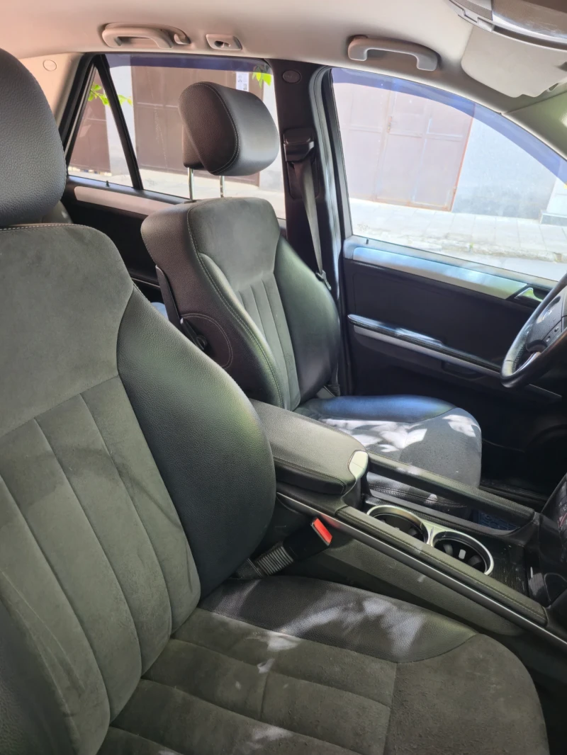 Mercedes-Benz ML 320 SPORT, снимка 9 - Автомобили и джипове - 51991704