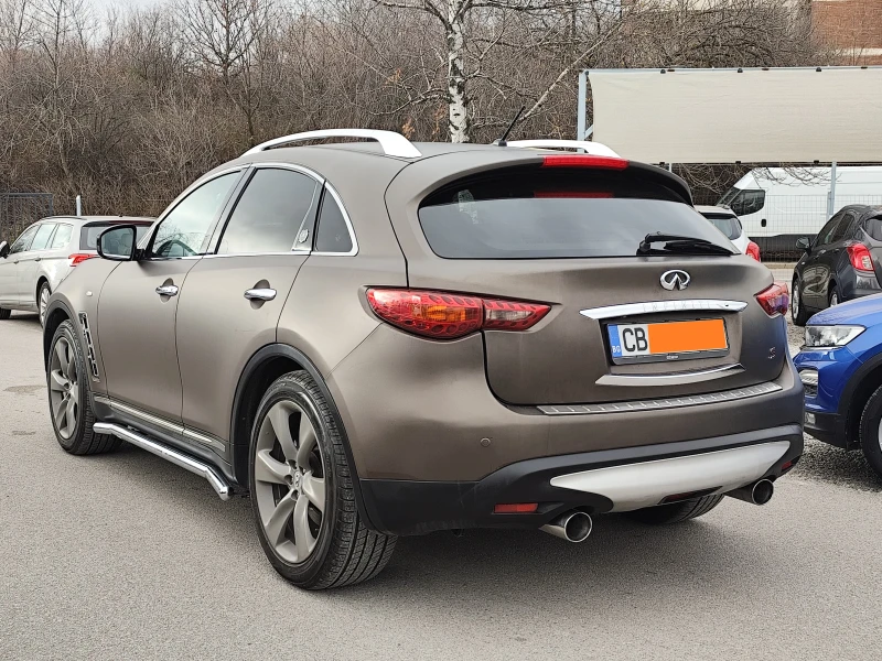 Infiniti Fx 30 D 3.0D* 4x4* LED/XENON* АВТОМАТИК* КОЖА* CAMERA360, снимка 6 - Автомобили и джипове - 52751364