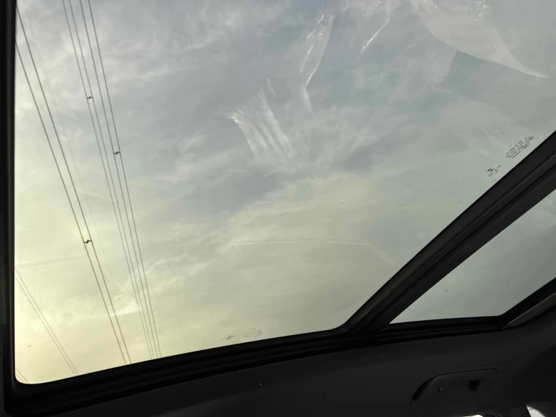 Audi Q3 * Technik * CARFAX * БЕЗ ПЪРВОНАЧАЛНА ВНОСКА, снимка 15 - Автомобили и джипове - 52870022